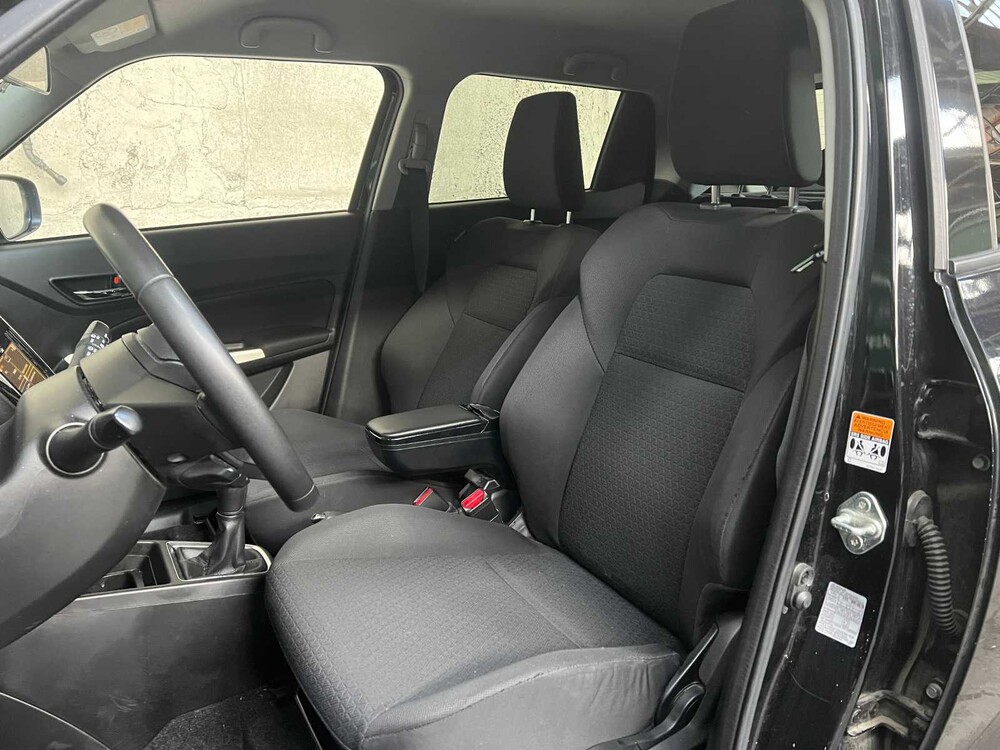 Suzuki Swift 1.2 Style Smart Hybr 90hp 2020, H-005-RR