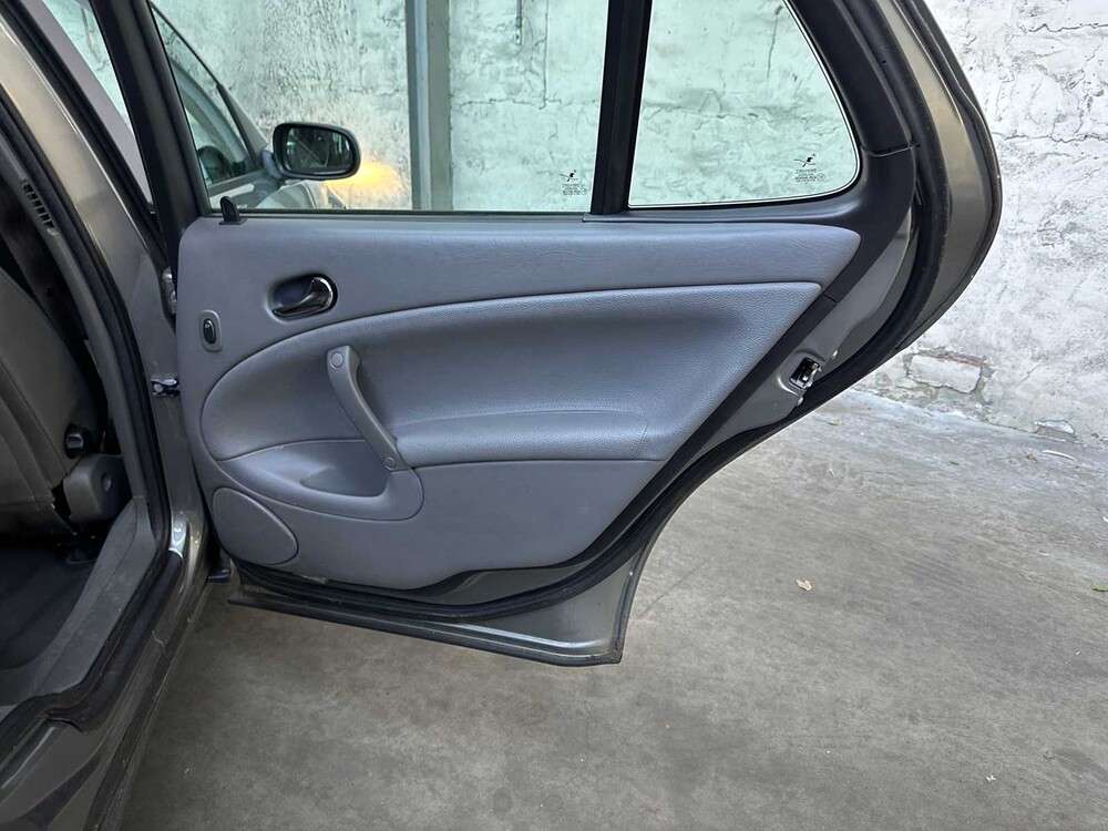 Saab 9-5 Estate 2.3t Vector 185hp 2003, 45-NJ-VD