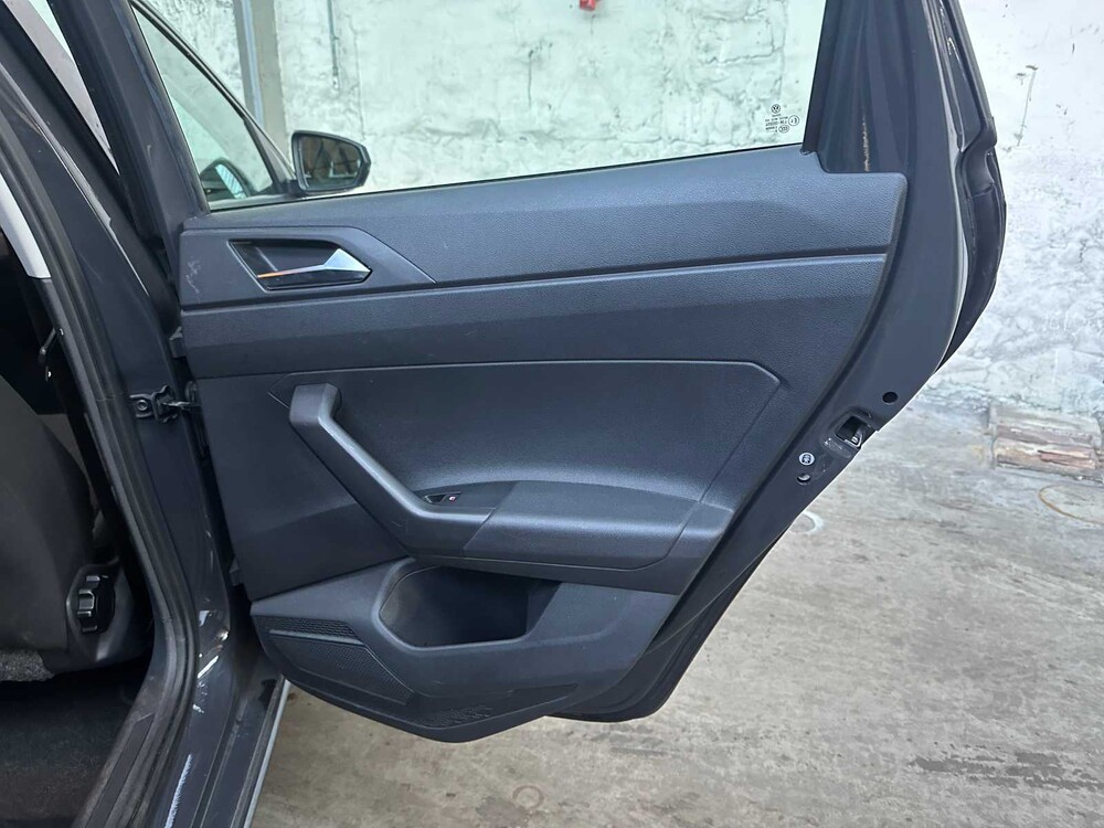 Volkswagen Polo 1.0 TSI Comf.l. Bus. 95hp 2021, K-545-VJ