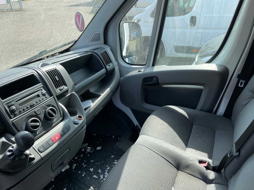 Citroen Jumper 30 3.0 HDI L1H1 158hp 2008, 91-VVS-3 Commercial Vehicle Yougtimer