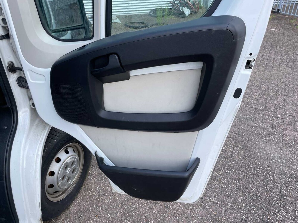 Citroen Jumper 35 2.2 HDI L4H2 Zw. 150hp 2016, V-002-FN