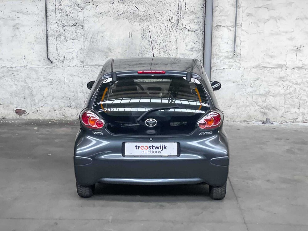 Toyota Aygo 1.0-12V Access 68hp 2010, 55-LNZ-4