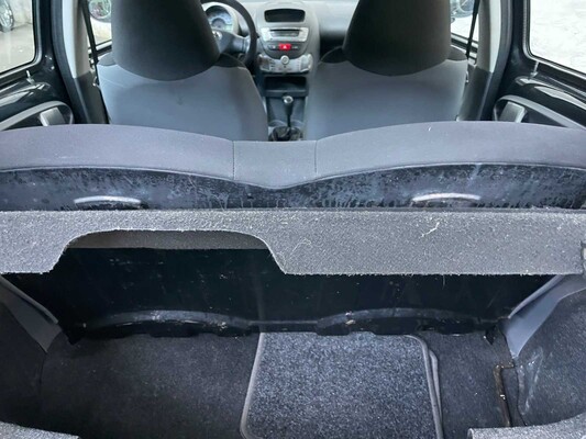 Toyota Aygo 1.0-12V Access 68pk 2010, 55-LNZ-4