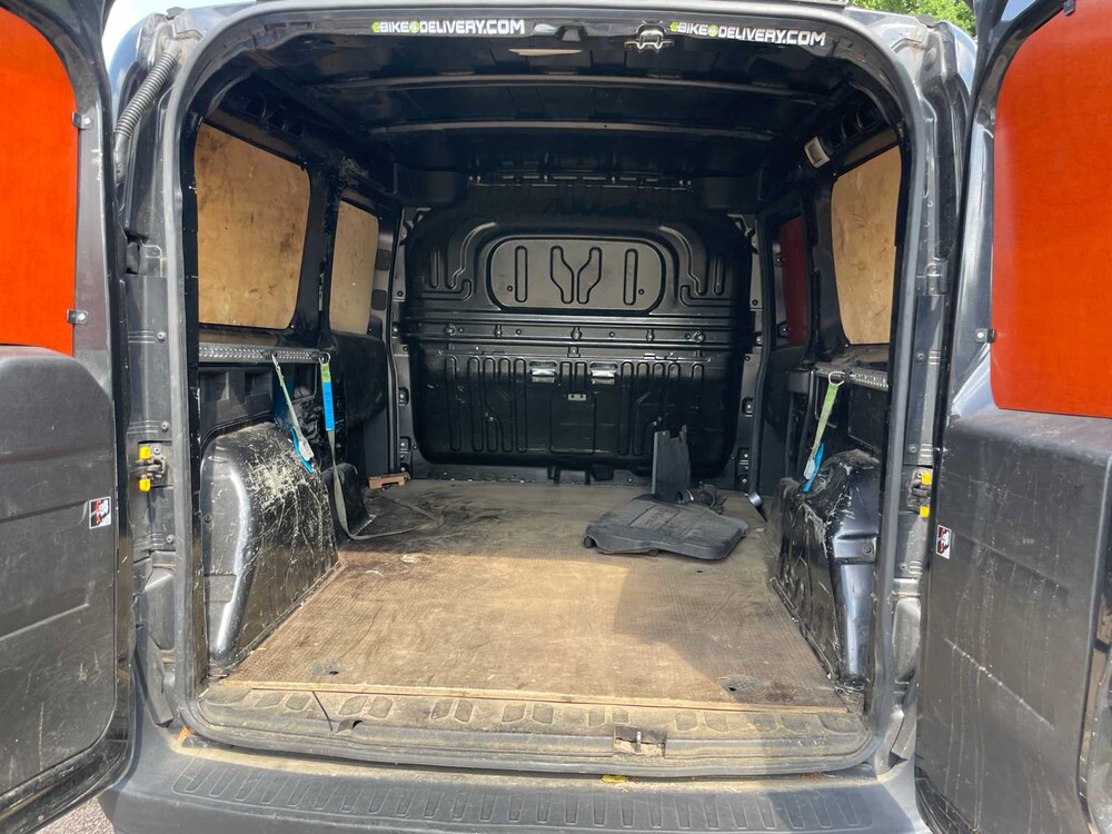 Fiat Doblò Cargo 1.6 MJ L2H1 105hp 2018, V-116-SX