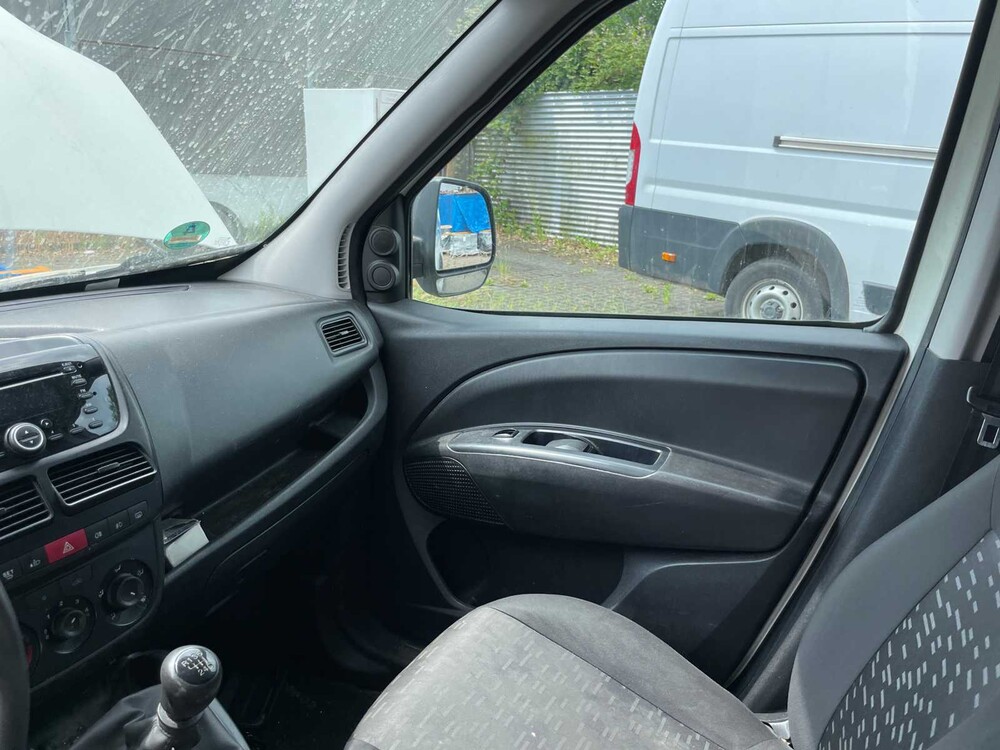 Opel Combo 1.6 CDTi L2H1 Sport 105hp 2017, V-105-GG