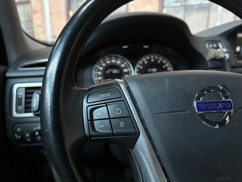 Volvo S80 1.6 T4 Kinetic 179hp 2011, 90-SJP-1