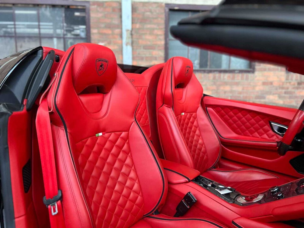 Lamborghini Huracan Spyder 5.2L V10 LP610-4 610pk 2016