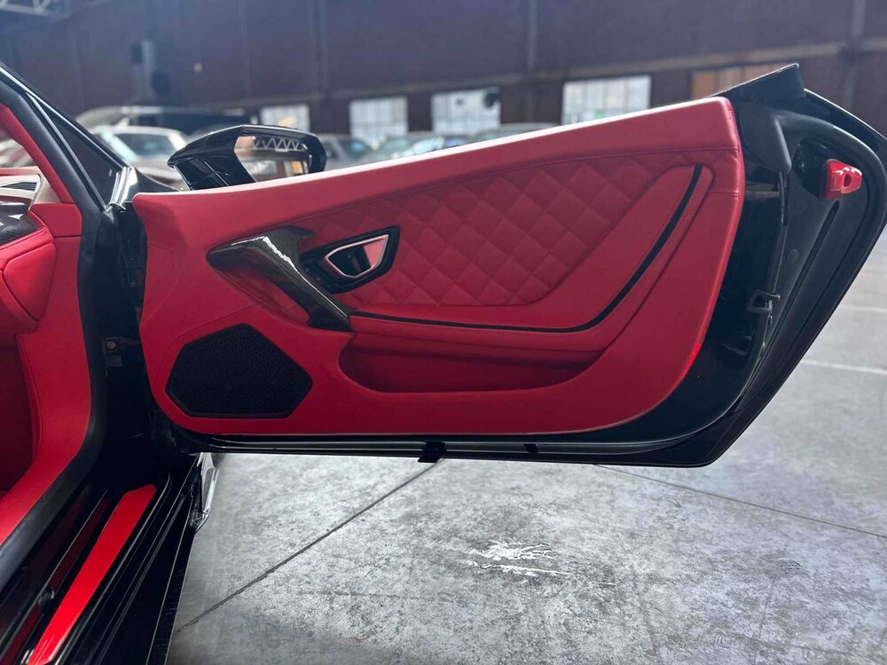 Lamborghini Huracan Spyder 5.2L V10 LP610-4 610pk 2016