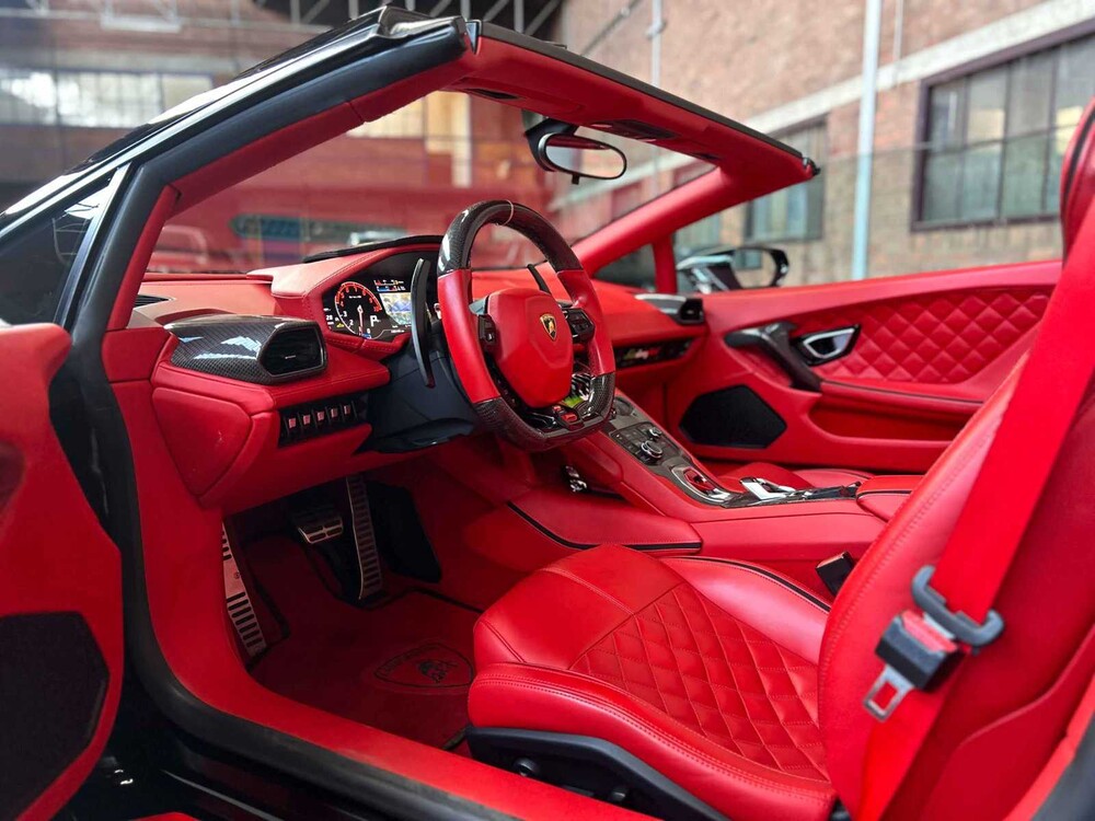 Lamborghini Huracan Spyder 5.2L V10 LP610-4 610pk 2016