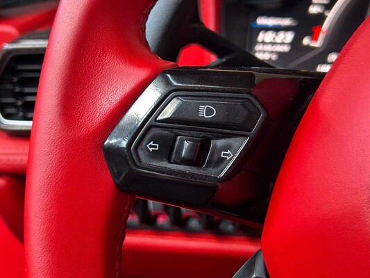 Lamborghini Huracan Spyder 5.2L V10 LP610-4 610PS 2016