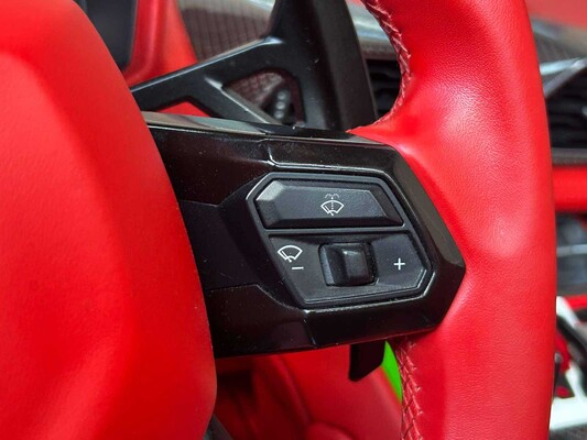 Lamborghini Huracan Spyder 5.2L V10 LP610-4 610PS 2016
