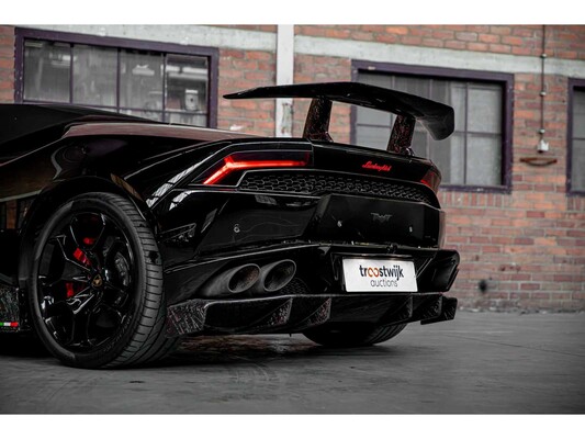 Lamborghini Huracan Spyder 5.2L V10 LP610-4 610PS 2016