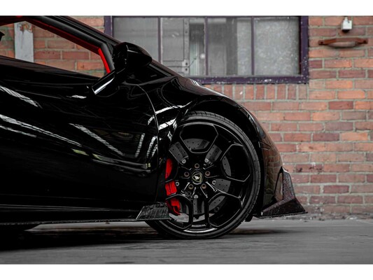 Lamborghini Huracan Spyder 5.2L V10 LP610-4 610PS 2016