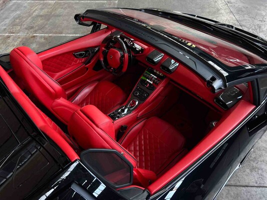 Lamborghini Huracan Spyder 5.2L V10 LP610-4 610PS 2016