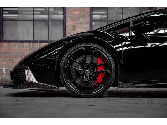 Lamborghini Huracan Spyder 5.2L V10 LP610-4 610PS 2016