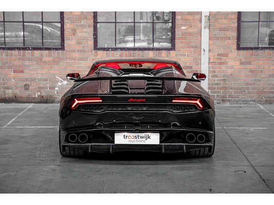 Lamborghini Huracan Spyder 5.2L V10 LP610-4 610PS 2016