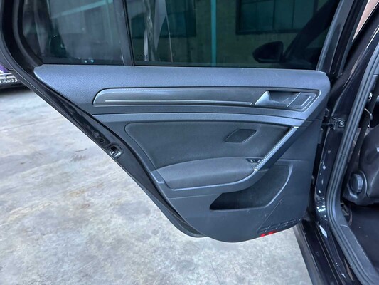 Volkswagen Golf GTI Performance 2.0 TSI 230PS 2018, K-237-RR