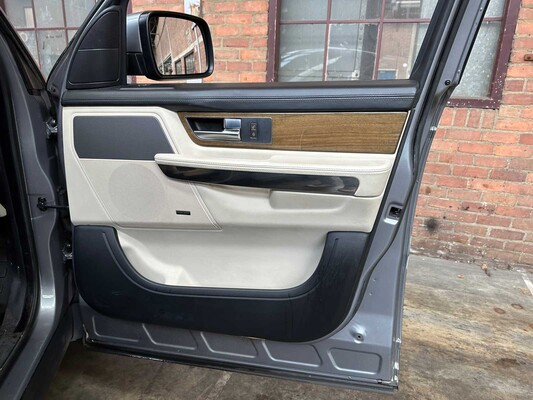Land Rover Range Rover 5.0 V8 380PS 2012