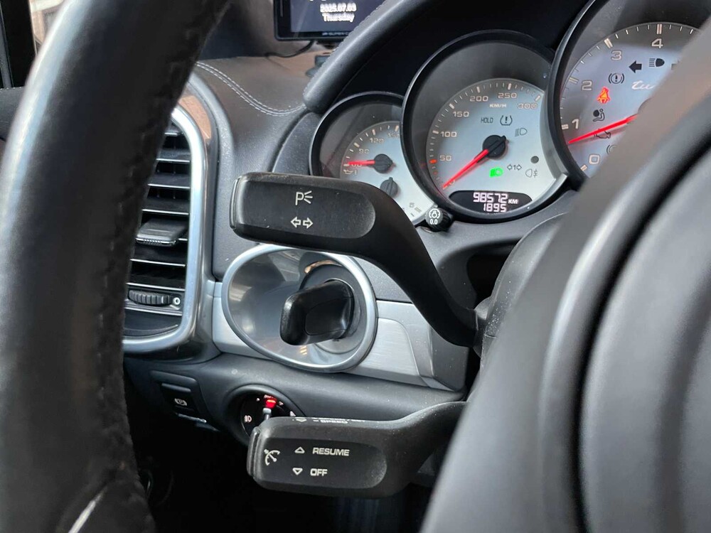 Porsche Cayenne Turbo 4.8 V8 500pk 2011