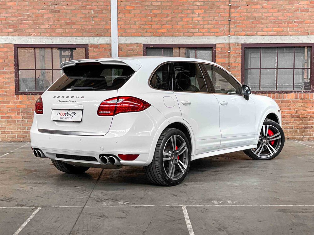 Porsche Cayenne Turbo 4.8 V8 500pk 2013 GTS pakket