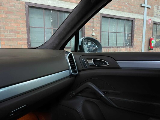 Porsche Cayenne Turbo 4.8 V8 500PS 2013 GTS Paket