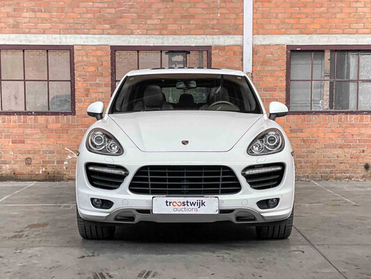 Porsche Cayenne Turbo 4.8 V8 500PS 2013 GTS Paket