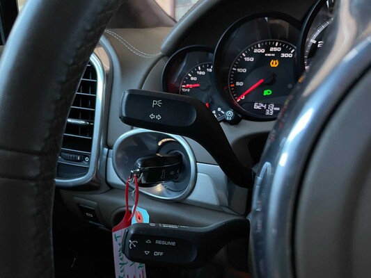 Porsche Cayenne Turbo 4.8 V8 500PS 2013 GTS Paket