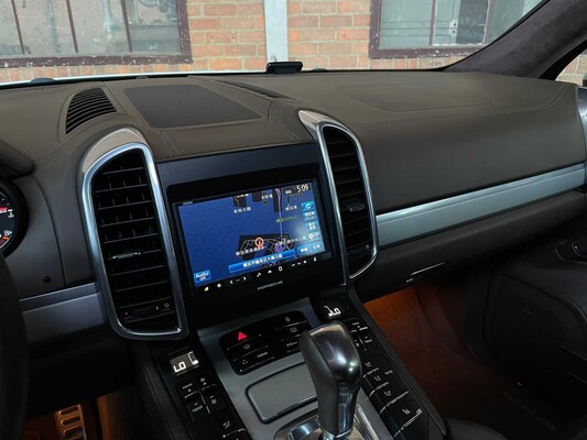 Porsche Cayenne Turbo 4.8 V8 500PS 2013 GTS Paket