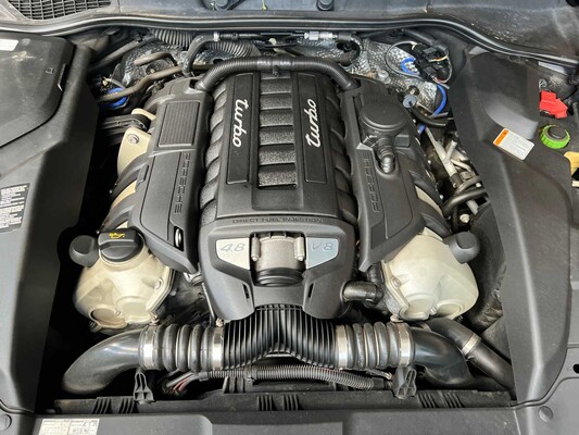 Porsche Cayenne Turbo 4.8 V8 500PS 2012