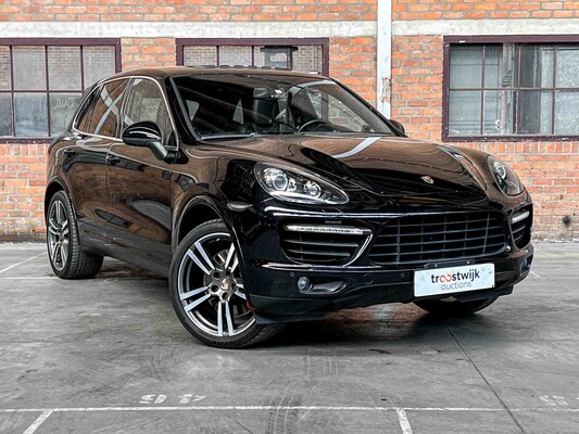 Porsche Cayenne Turbo 4.8 V8 500PS 2012