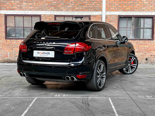 Porsche Cayenne Turbo 4.8 V8 500PS 2012