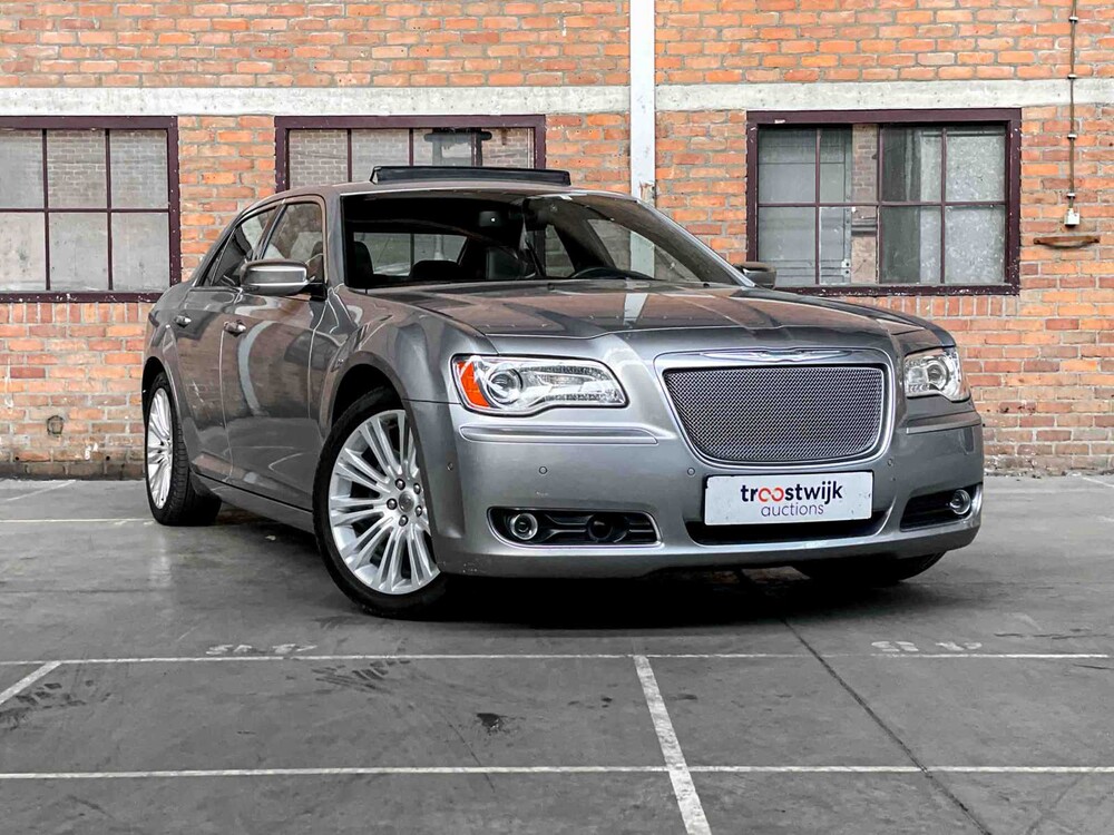 Chrysler 300C LD Hemi Facelift  5.7 V8 367pk 2014