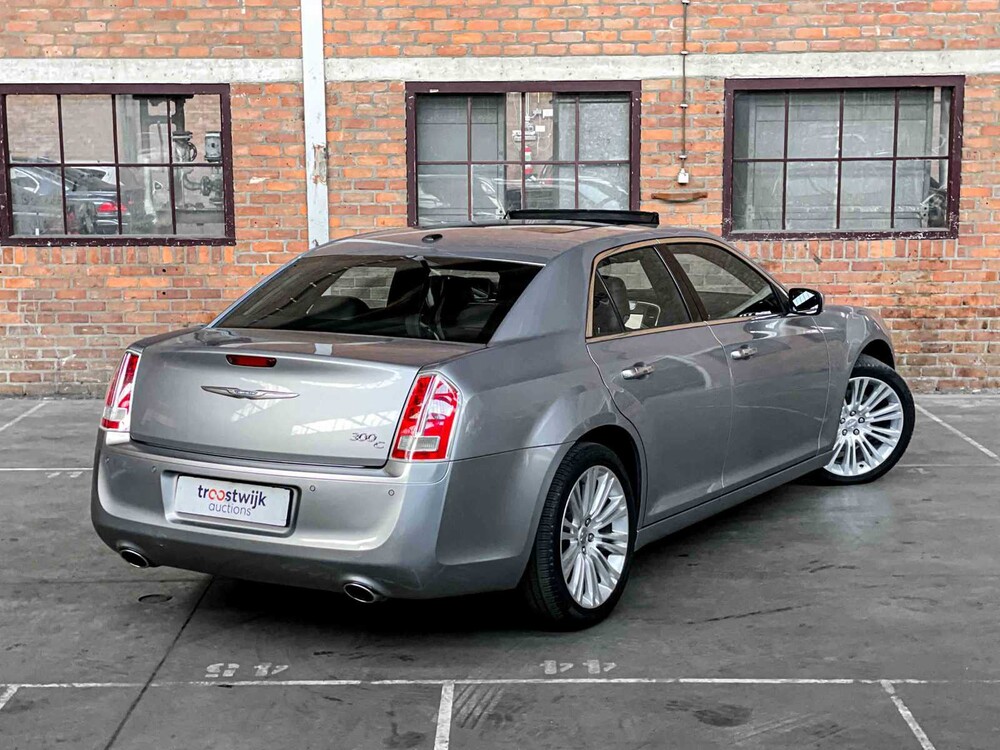Chrysler 300C LD Hemi Facelift  5.7 V8 367pk 2014