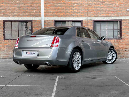 Chrysler 300C LD Hemi Facelift 5.7 V8 367PS 2014