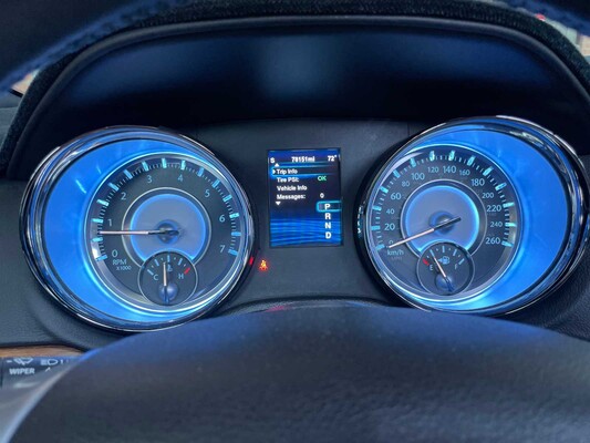 Chrysler 300C LD Hemi Facelift 5.7 V8 367PS 2014