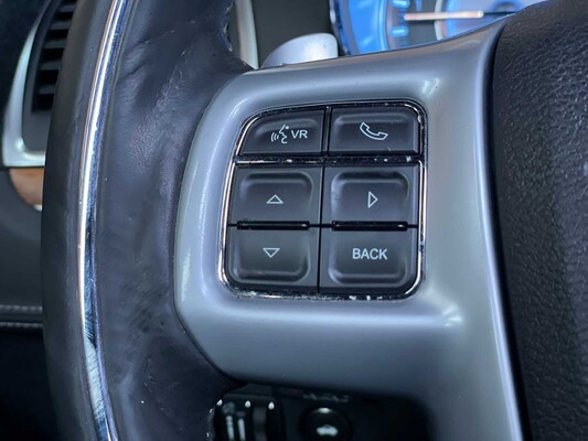 Chrysler 300C LD Hemi Facelift 5.7 V8 367PS 2014