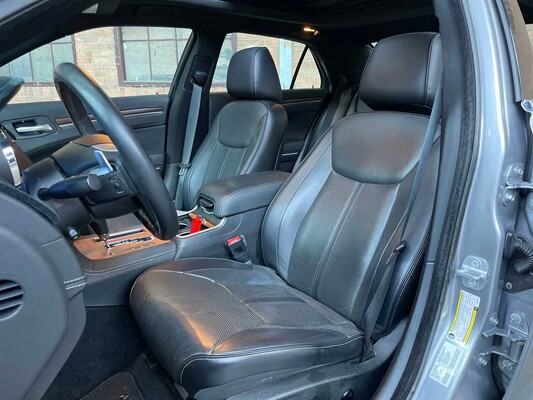 Chrysler 300C LD Hemi Facelift 5.7 V8 367PS 2014