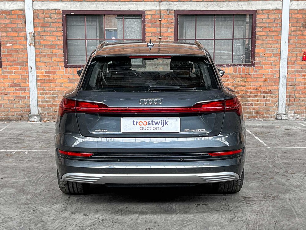 Audi e-tron 50 Quattro Launch Edition Plus 71 kWh 313pk 2019 (Origineel-NL), H-889-DB