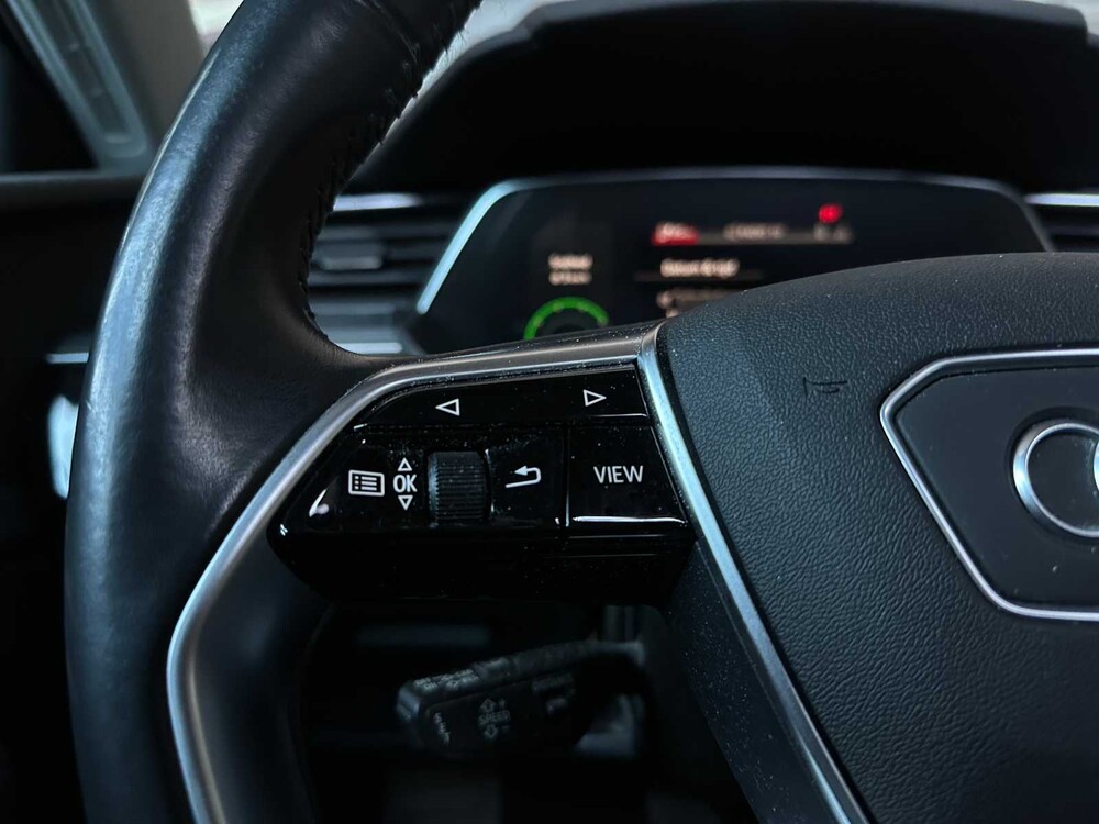 Audi e-tron 50 Quattro Launch Edition Plus 71 kWh 313pk 2019 (Origineel-NL), H-889-DB