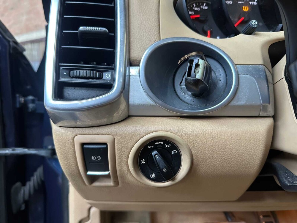 Porsche Cayenne GTS 4.8 V8 420pk 2013