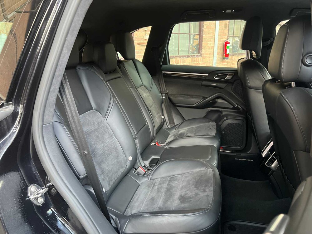 Porsche Cayenne GTS 4.8 V8 420pk 2014