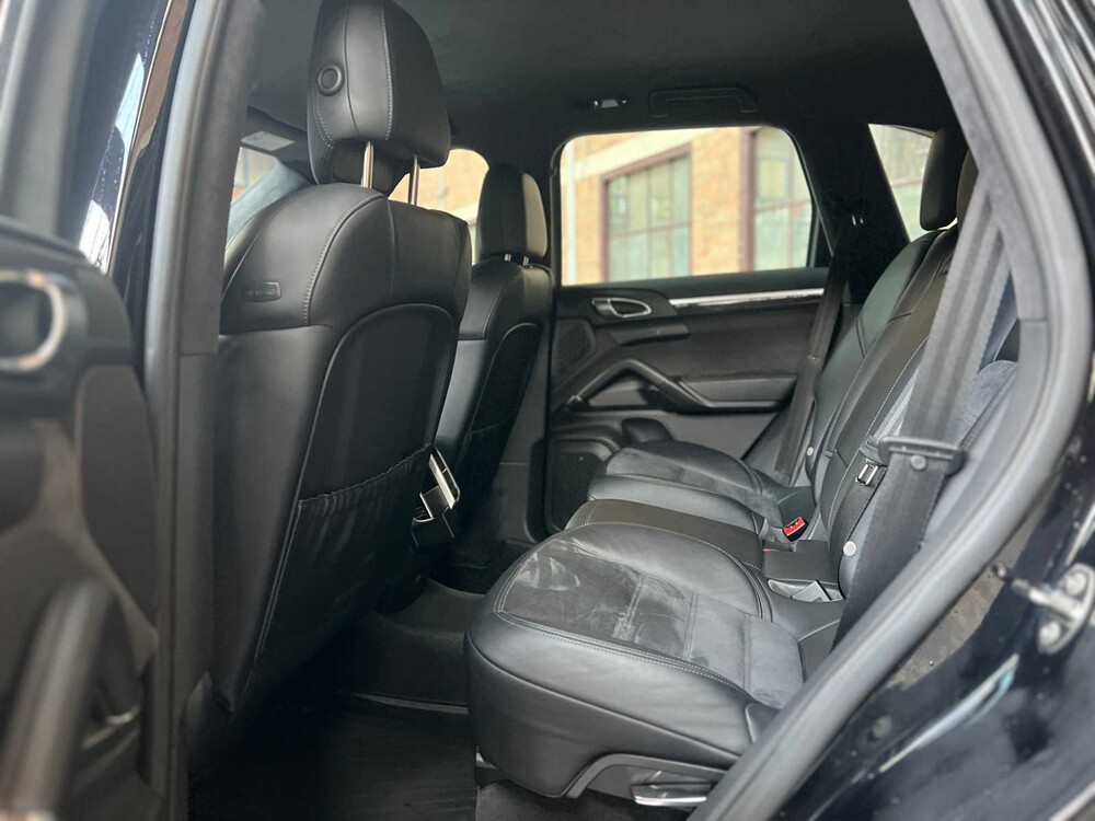 Porsche Cayenne GTS 4.8 V8 420pk 2014