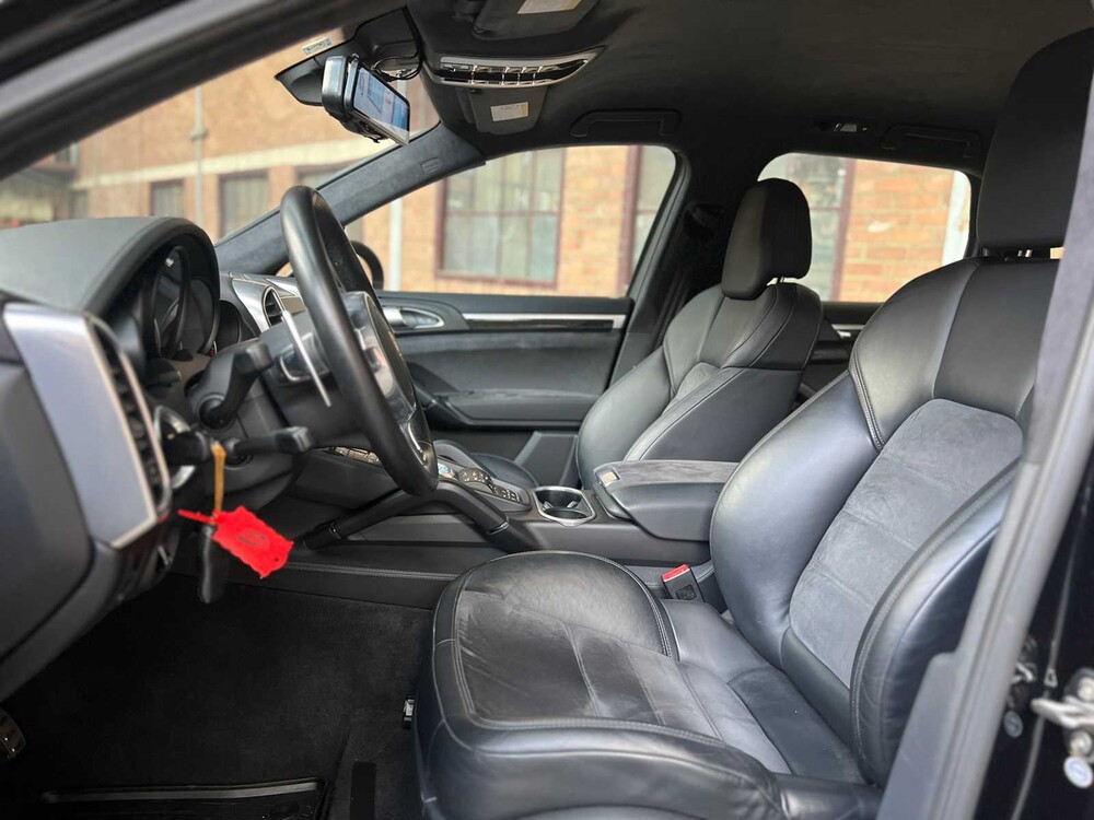 Porsche Cayenne GTS 4.8 V8 420pk 2014