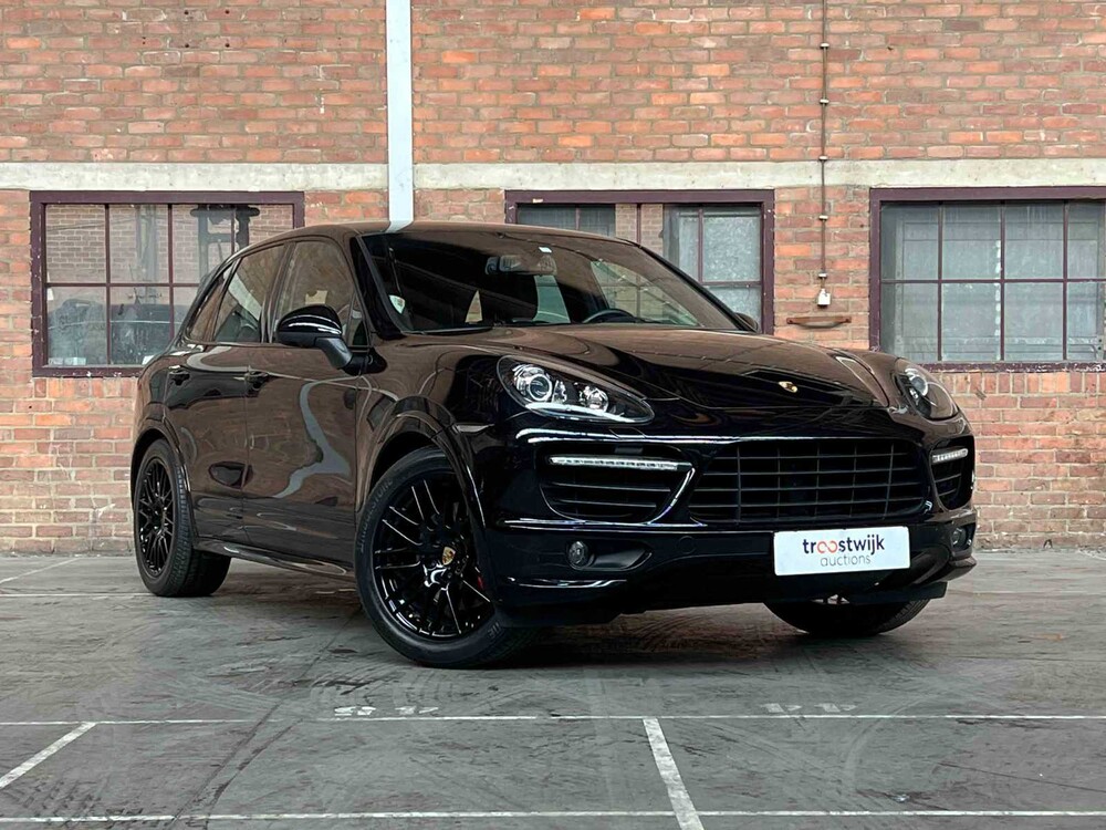 Porsche Cayenne GTS 4.8 V8 420pk 2014