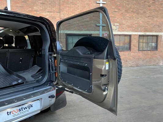 Land Rover Defender HSE 110 241PS 2020, H-341-ZV