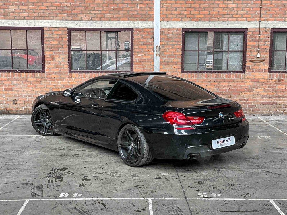 BMW 650i Coupé M-Sport 4.4 V8 450pk 2012 6-serie