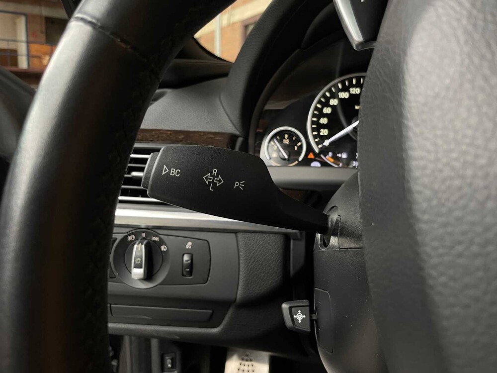 BMW 650i Coupé M-Sport 4.4 V8 450pk 2012 6-serie