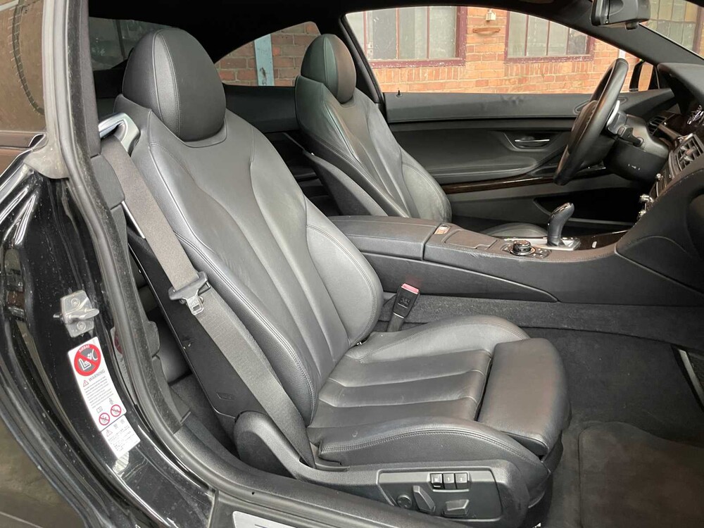 BMW 650i Coupé M-Sport 4.4 V8 450pk 2012 6-serie