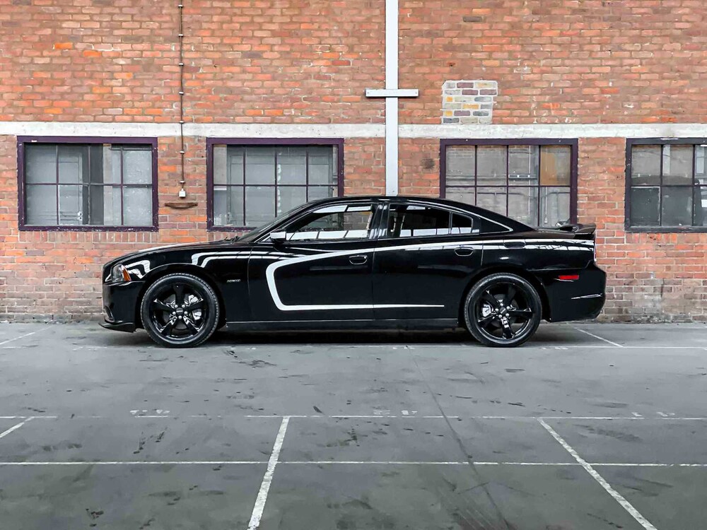 Dodge Charger RT HEMI 5.7 V8 375pk 2013