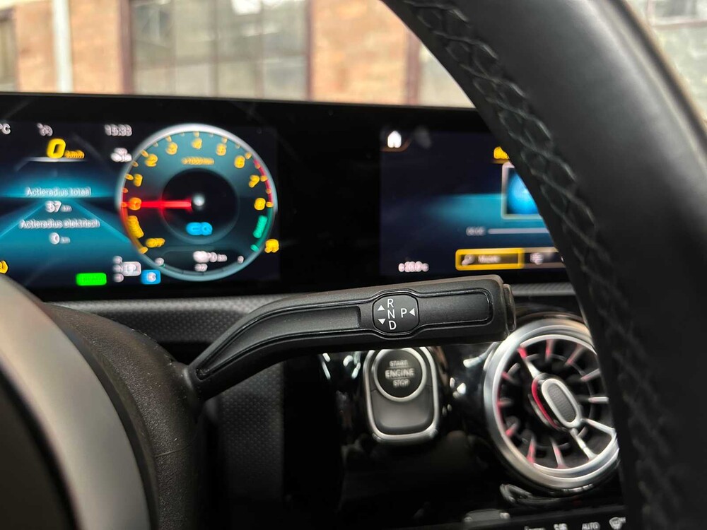 Mercedes-Benz A250 e AMG Business Solution 160pk 2021 A-Klasse, Z-927-LS